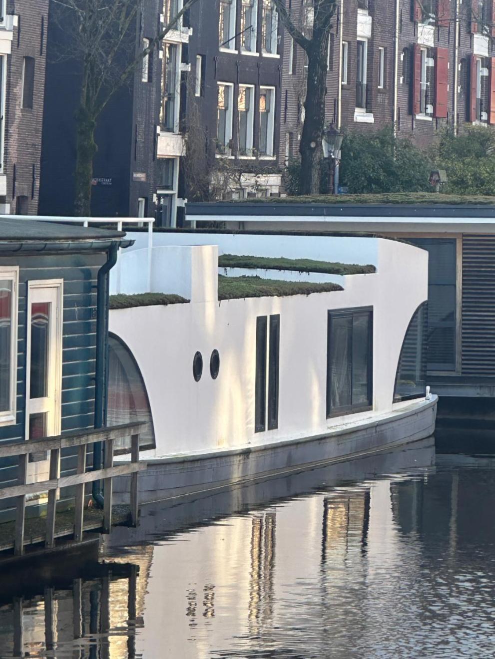 Houseboat Bnb The Floating Nest Amsterdam Exterior photo