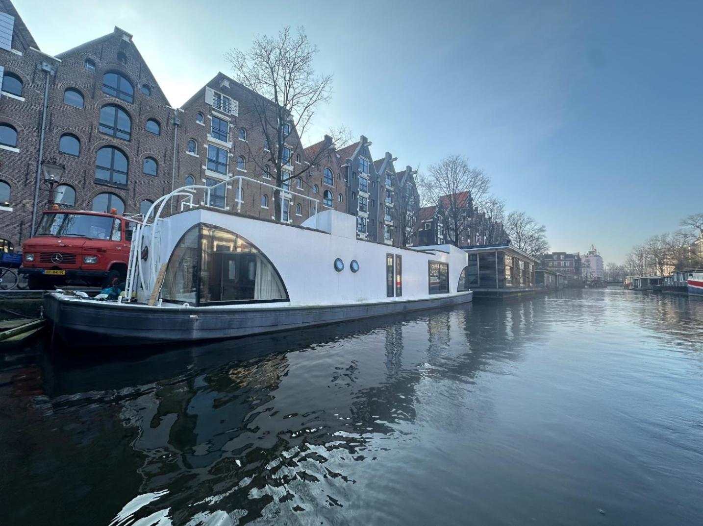 Houseboat Bnb The Floating Nest Amsterdam Exterior photo